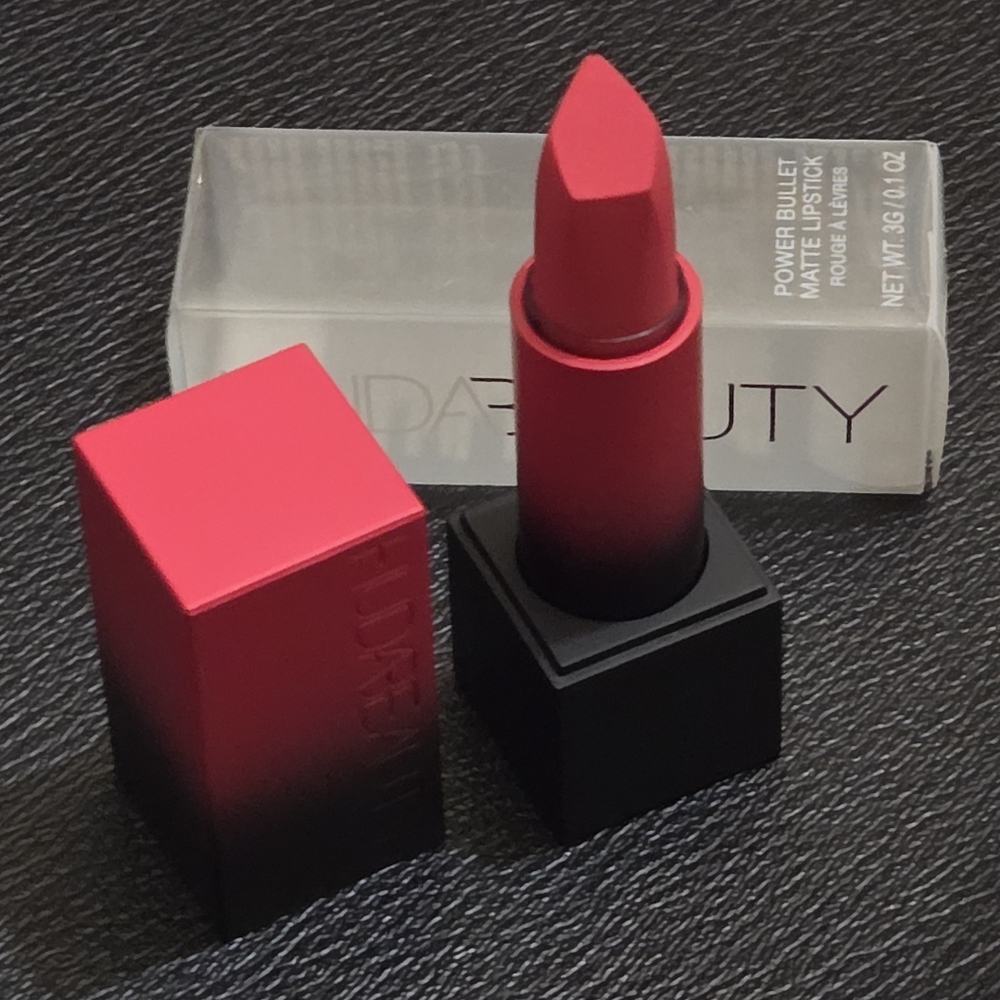 Huda Beauty Power Bullet Matte Lipstick in Spring Break